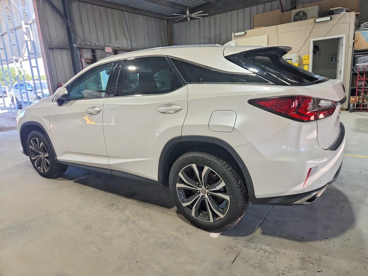 2017 LEXUS RX 350 BASE — снимка 2