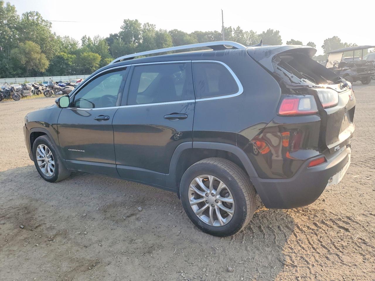 2019 JEEP CHEROKEE LATITUDE — снимка 2