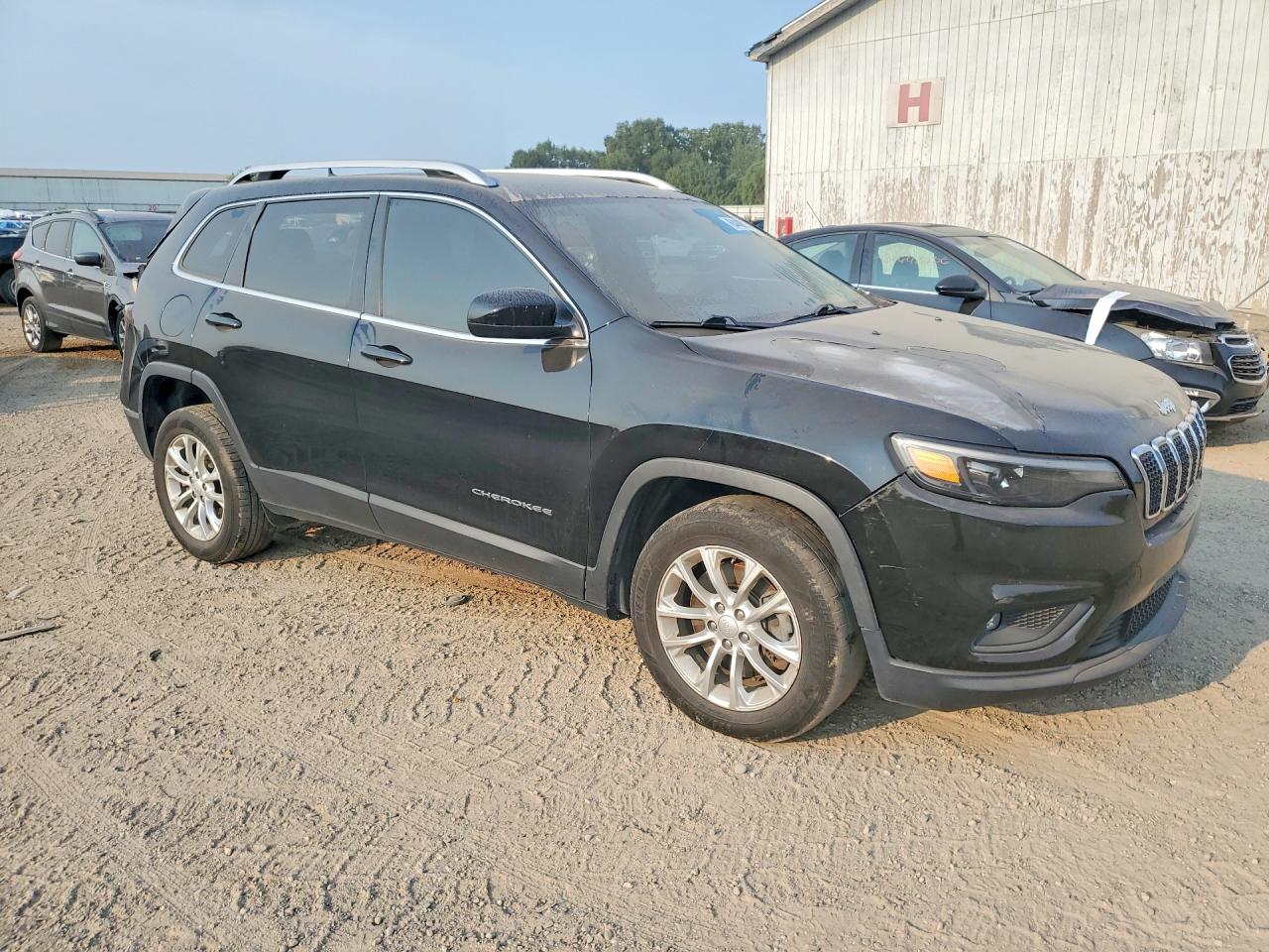 2019 JEEP CHEROKEE LATITUDE — снимка 4