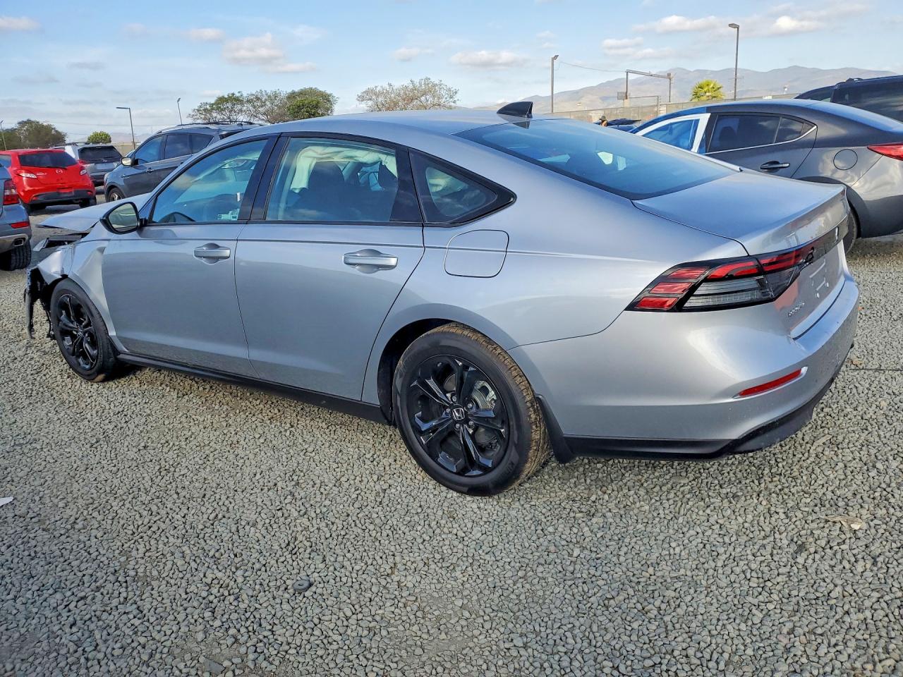 2025 HONDA ACCORD SE — снимка 2