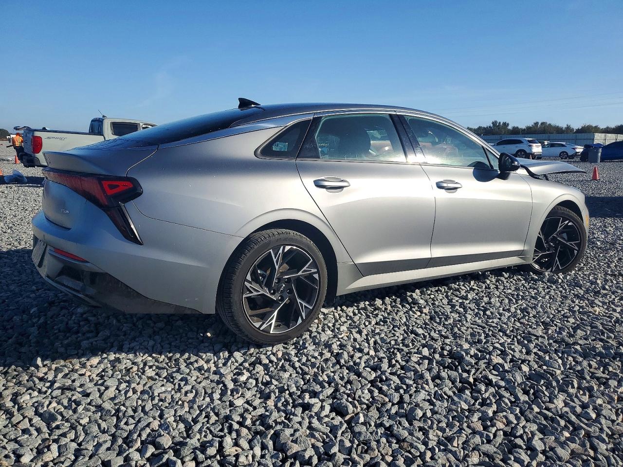 2025 KIA K5 — снимка 3