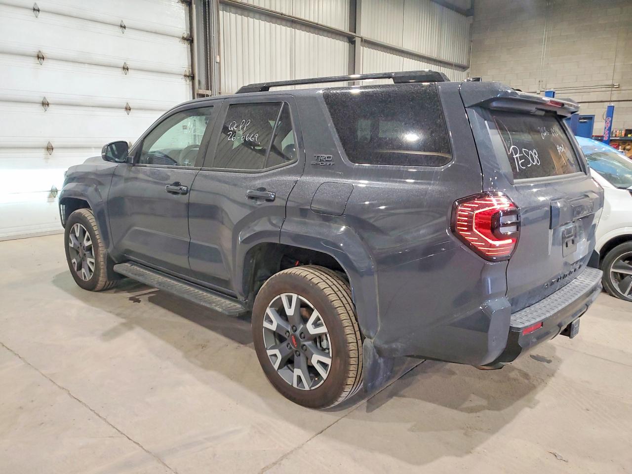 2026 TOYOTA 4RUNNER SR5 — снимка 2