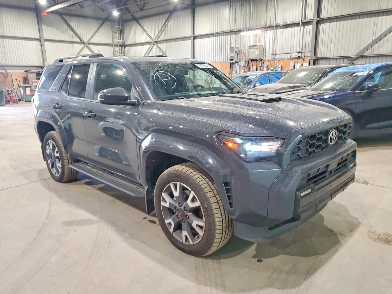 2026 TOYOTA 4RUNNER SR5 — снимка 4