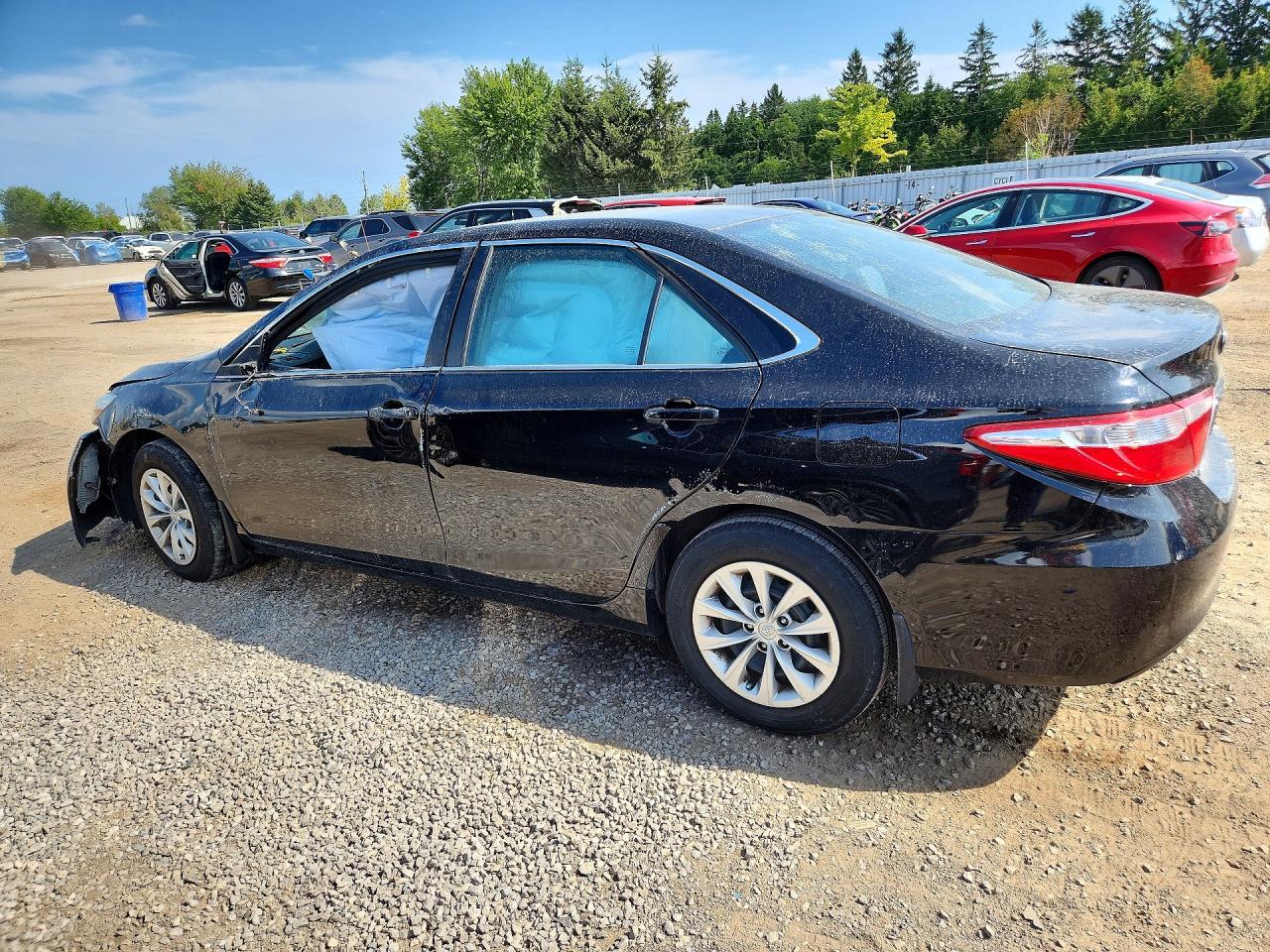 2015 TOYOTA CAMRY LE — снимка 2