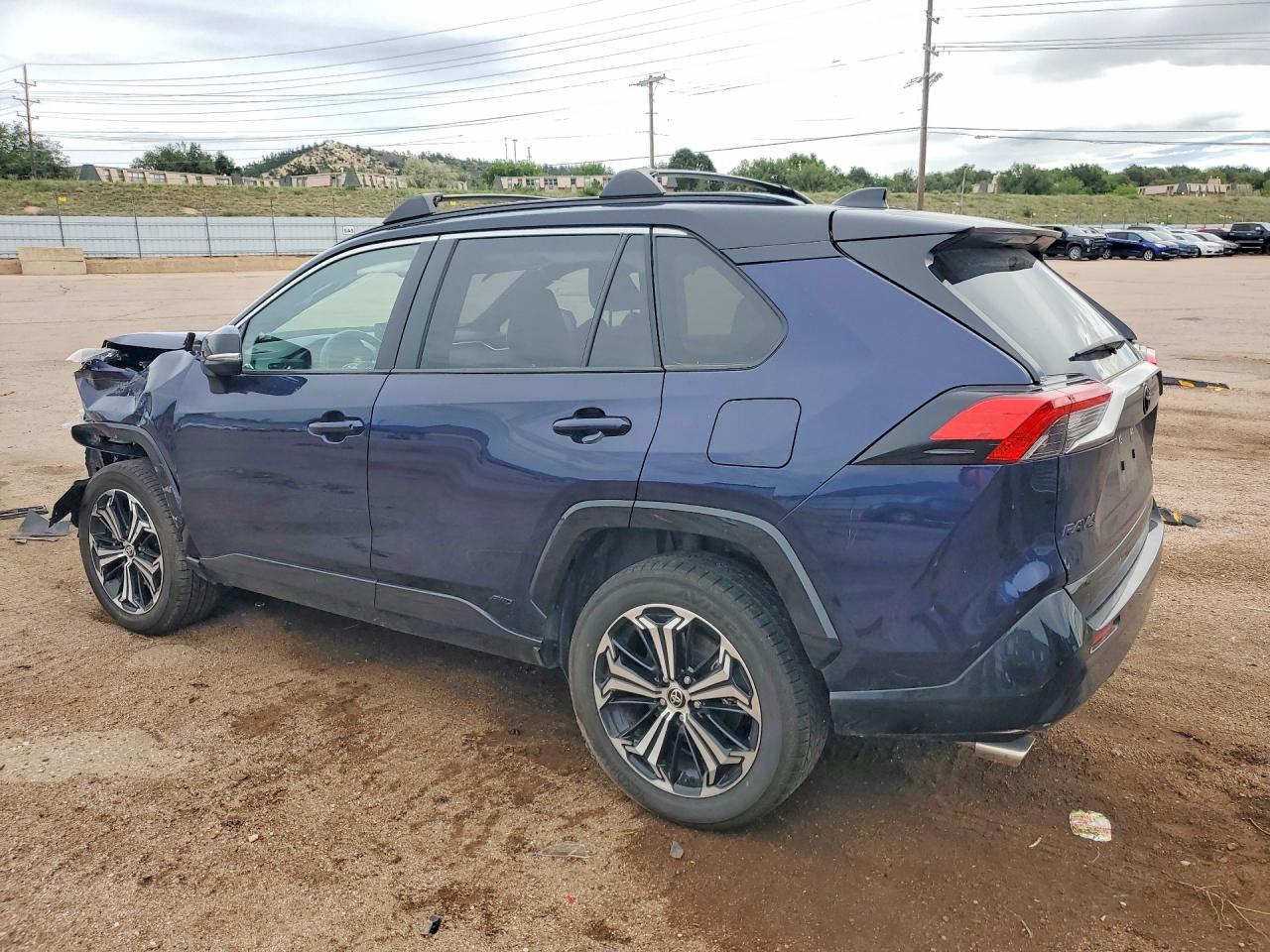 2025 TOYOTA RAV4 XSE — снимка 2
