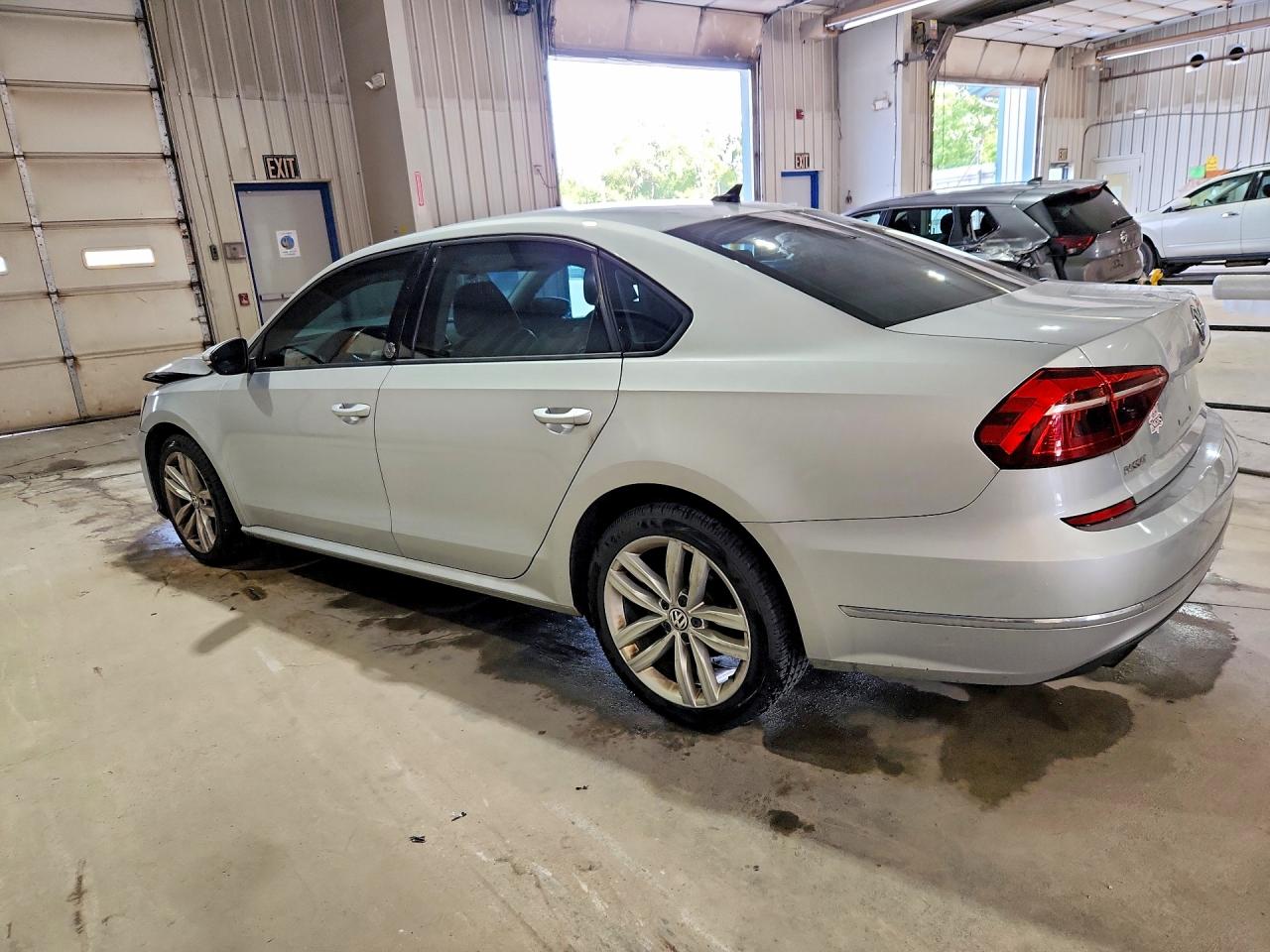 2019 VOLKSWAGEN PASSAT WOLFSBURG — снимка 2