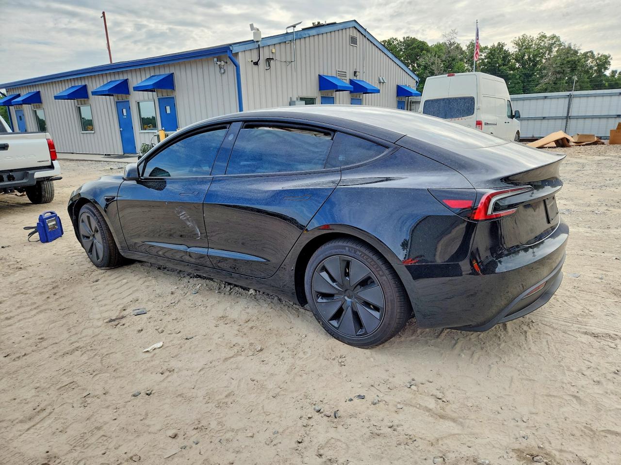 2025 TESLA MODEL 3 — снимка 2
