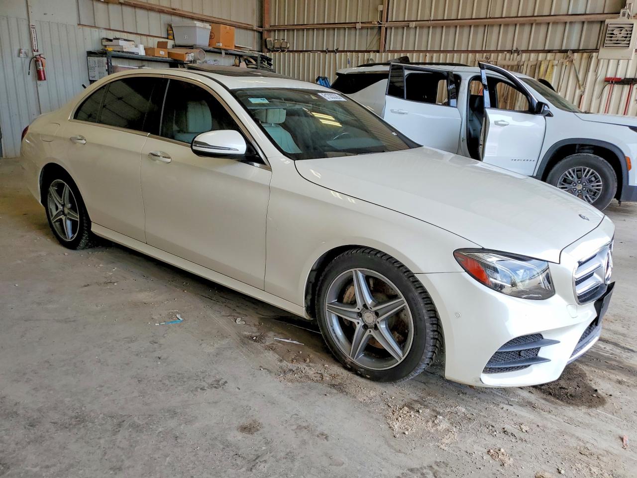 2017 MERCEDES-BENZ E 300 — снимка 4