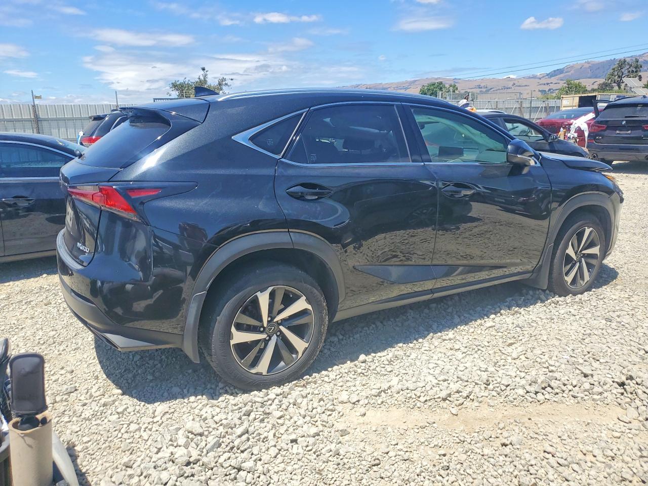 2020 LEXUS NX 300 — снимка 3