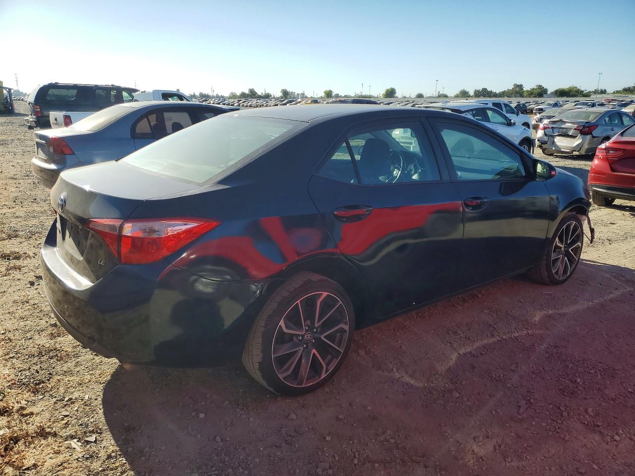 2017 TOYOTA COROLLA LE — снимка 3