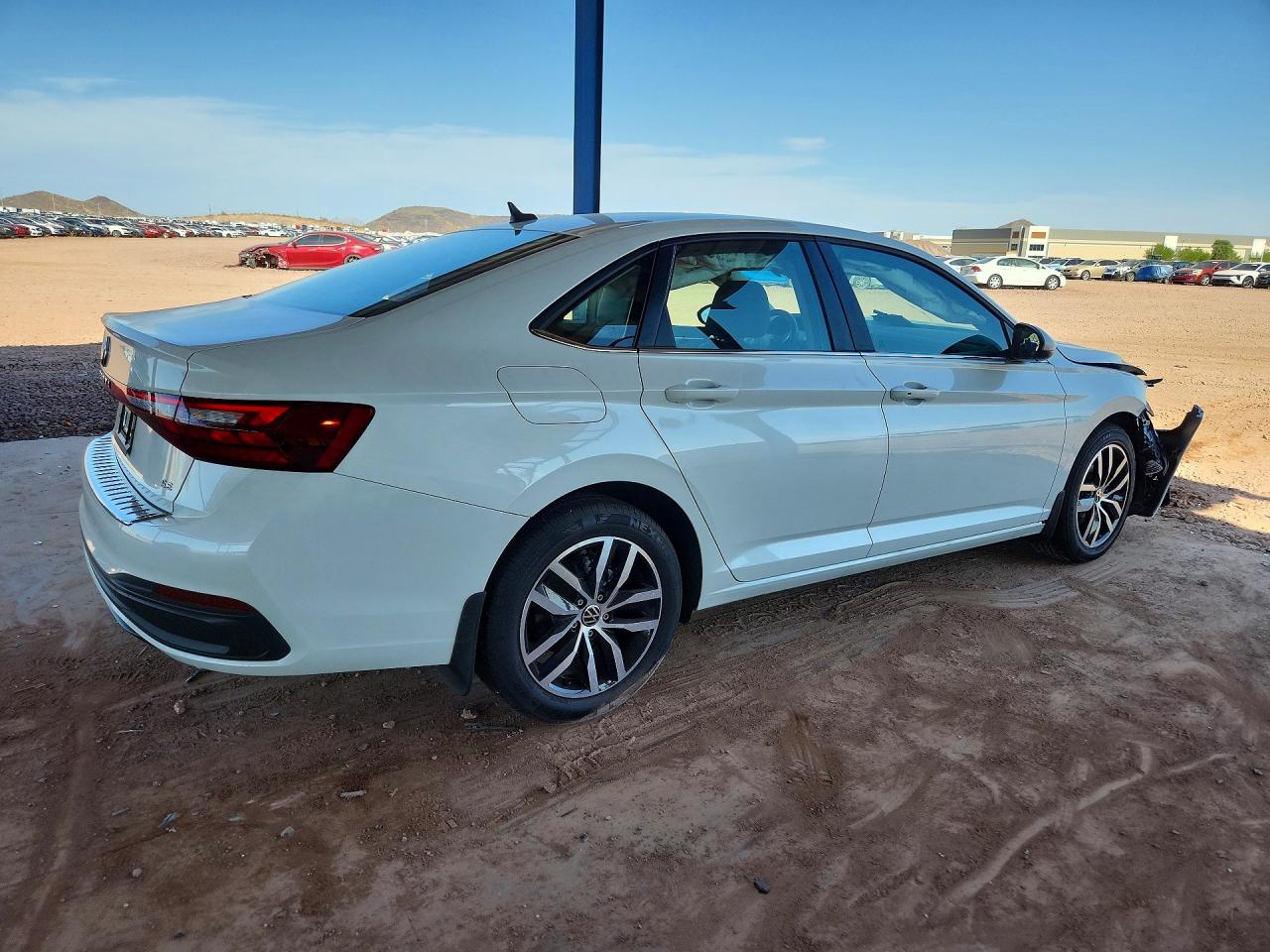 2025 VOLKSWAGEN JETTA SE — снимка 3