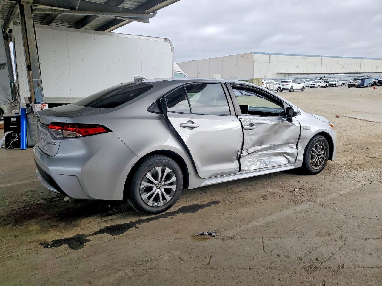 2021 TOYOTA COROLLA LE — снимка 3