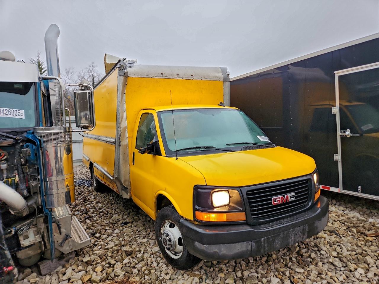 2017 GMC SAVANA CUTAWAY G3500 — снимка 4