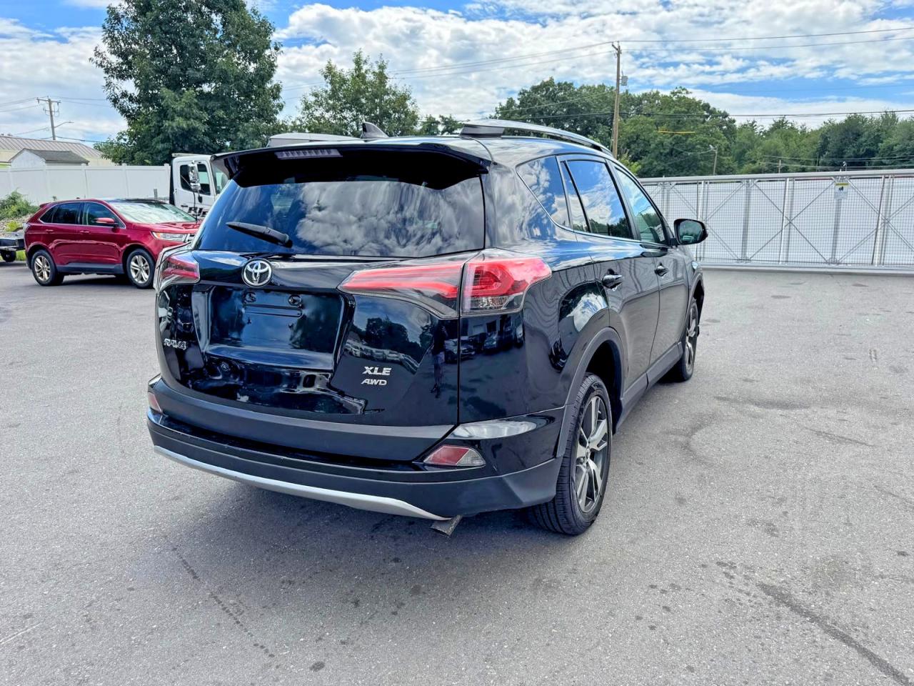 2018 TOYOTA RAV4 XLE — снимка 3