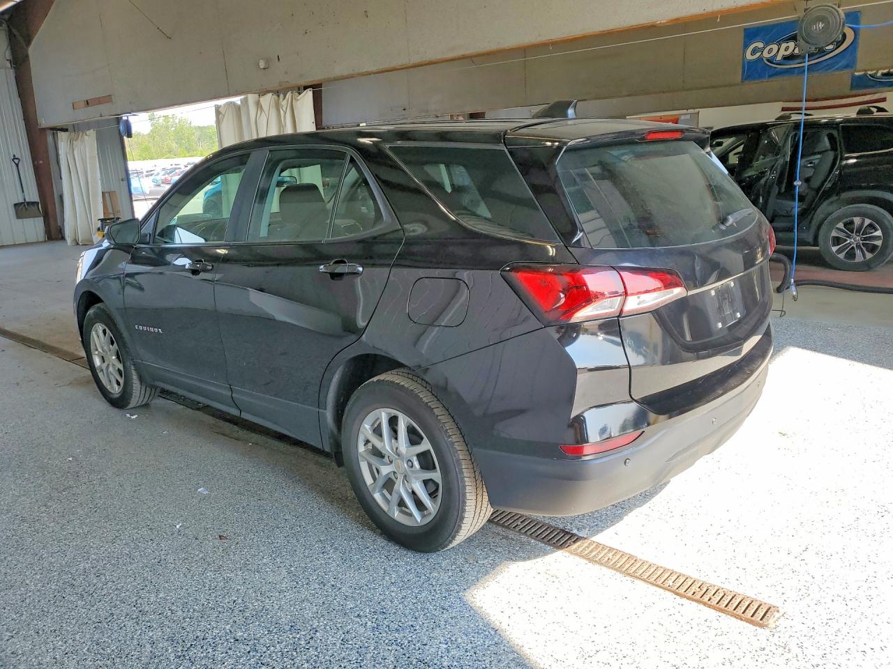 2022 CHEVROLET EQUINOX LS — снимка 2