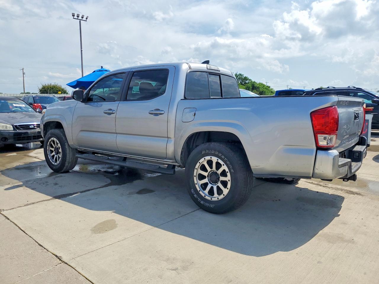 2017 TOYOTA TACOMA SR — снимка 2