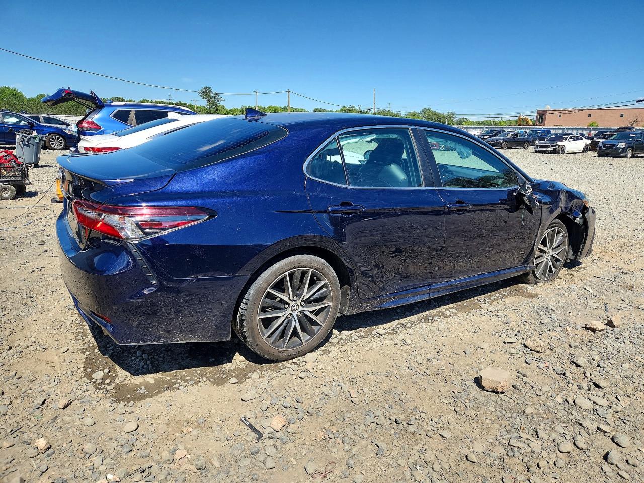 2021 TOYOTA CAMRY SE — снимка 3