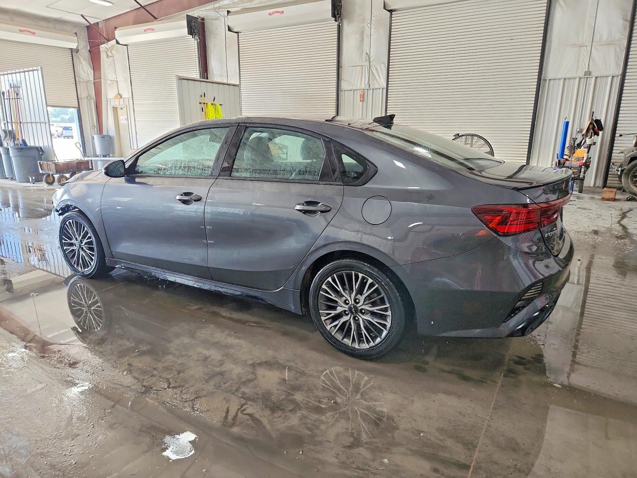 2022 KIA FORTE GT LINE — снимка 2