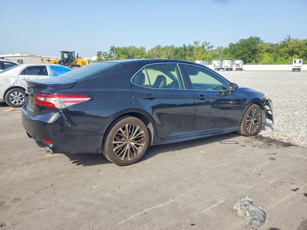 2018 TOYOTA CAMRY SE — снимка 3