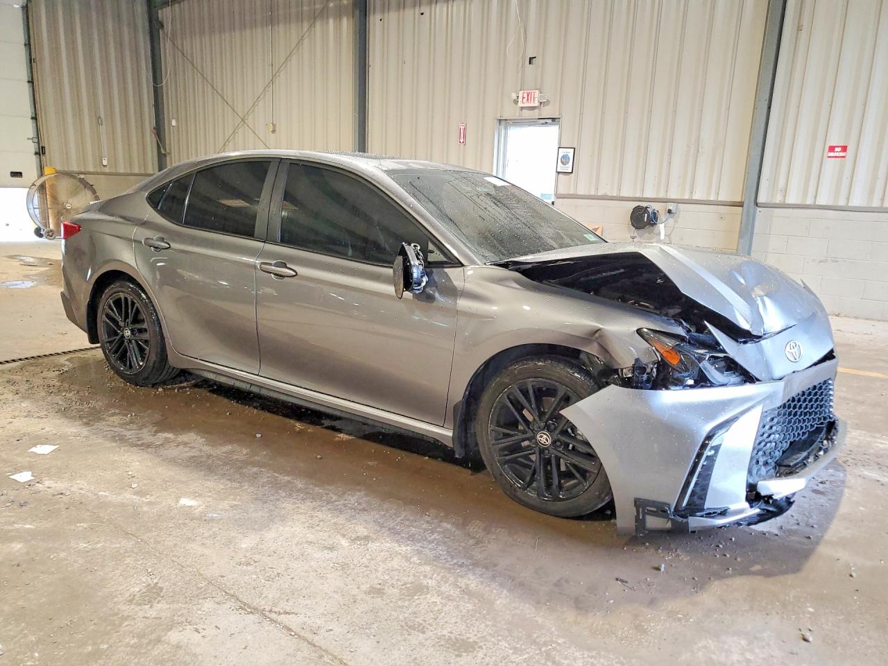 2025 TOYOTA CAMRY SE — снимка 4