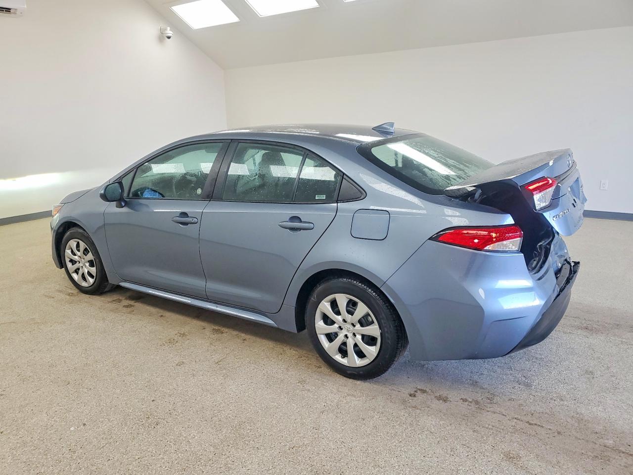2026 TOYOTA COROLLA LE — снимка 2