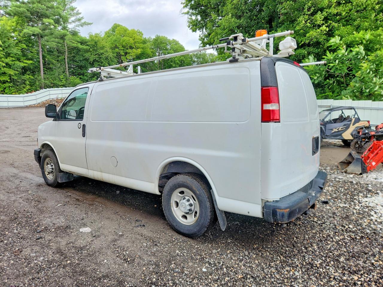 2018 CHEVROLET EXPRESS G2500 — снимка 2