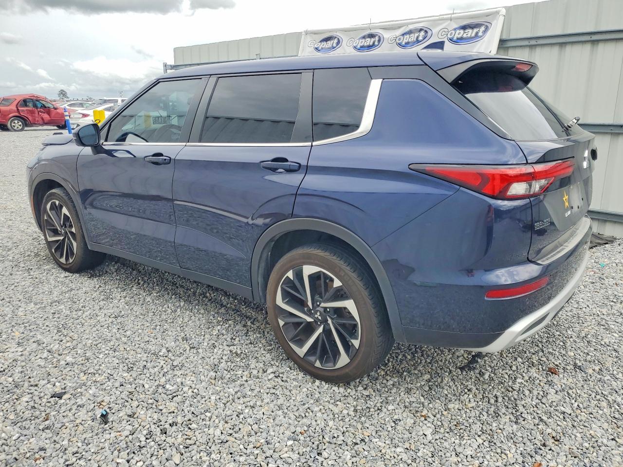 2023 MITSUBISHI OUTLANDER SE — снимка 2
