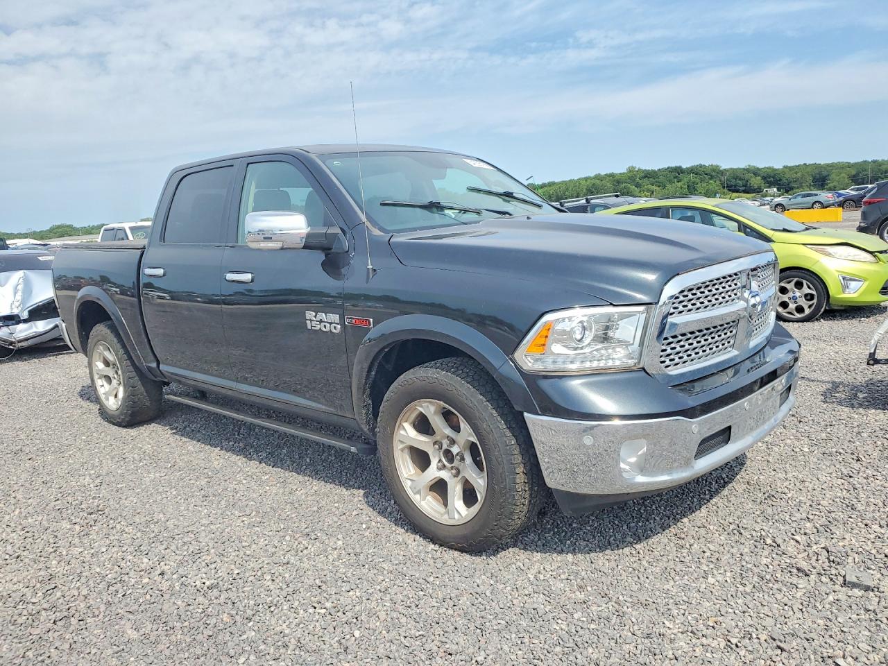2017 RAM 1500 LARAMIE — снимка 4