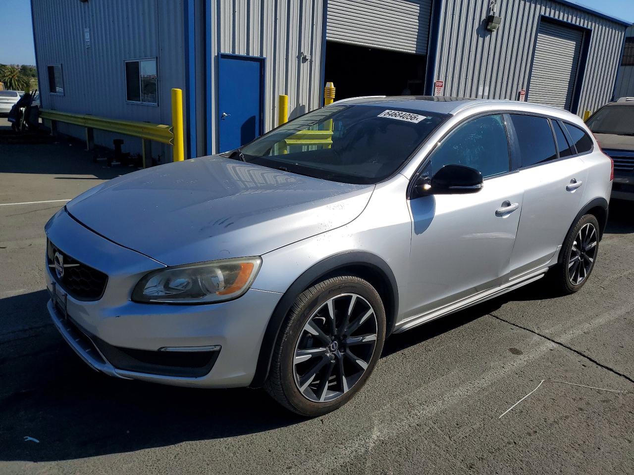 2016 VOLVO V60 CROSS COUNTRY PREMIER