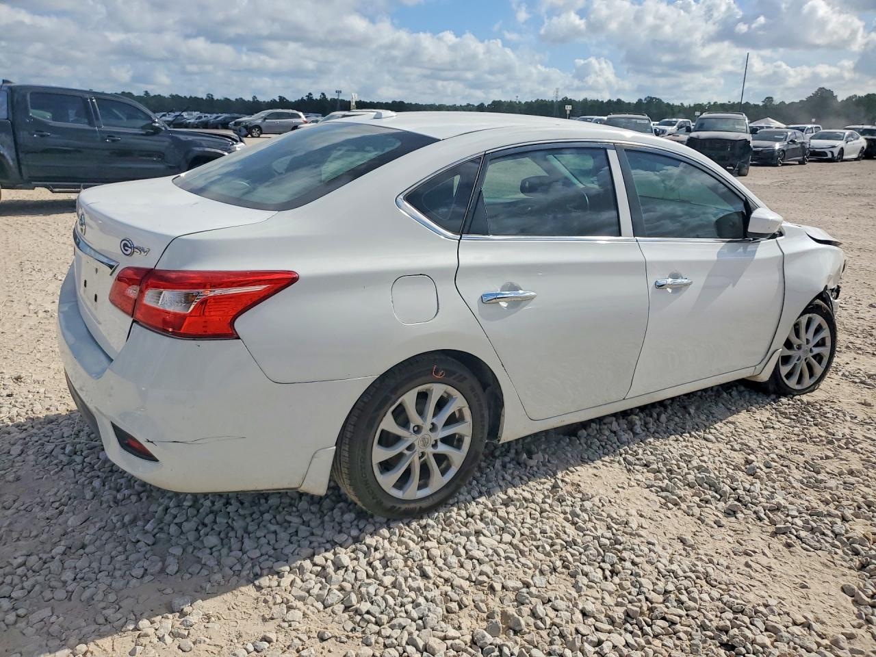 2018 NISSAN SENTRA SV — снимка 3