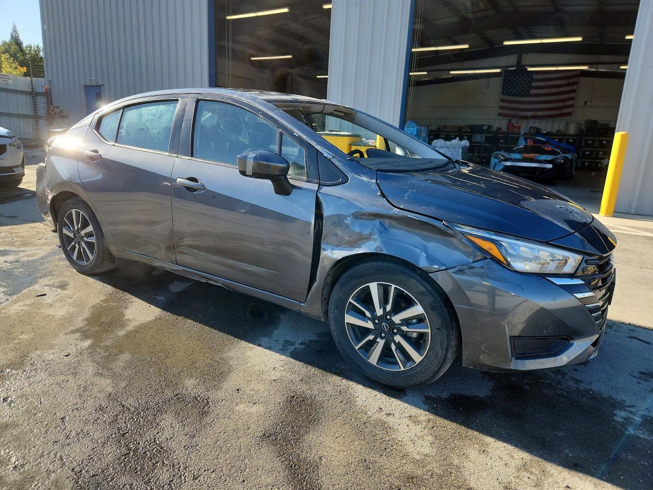 2025 NISSAN VERSA SV — снимка 4