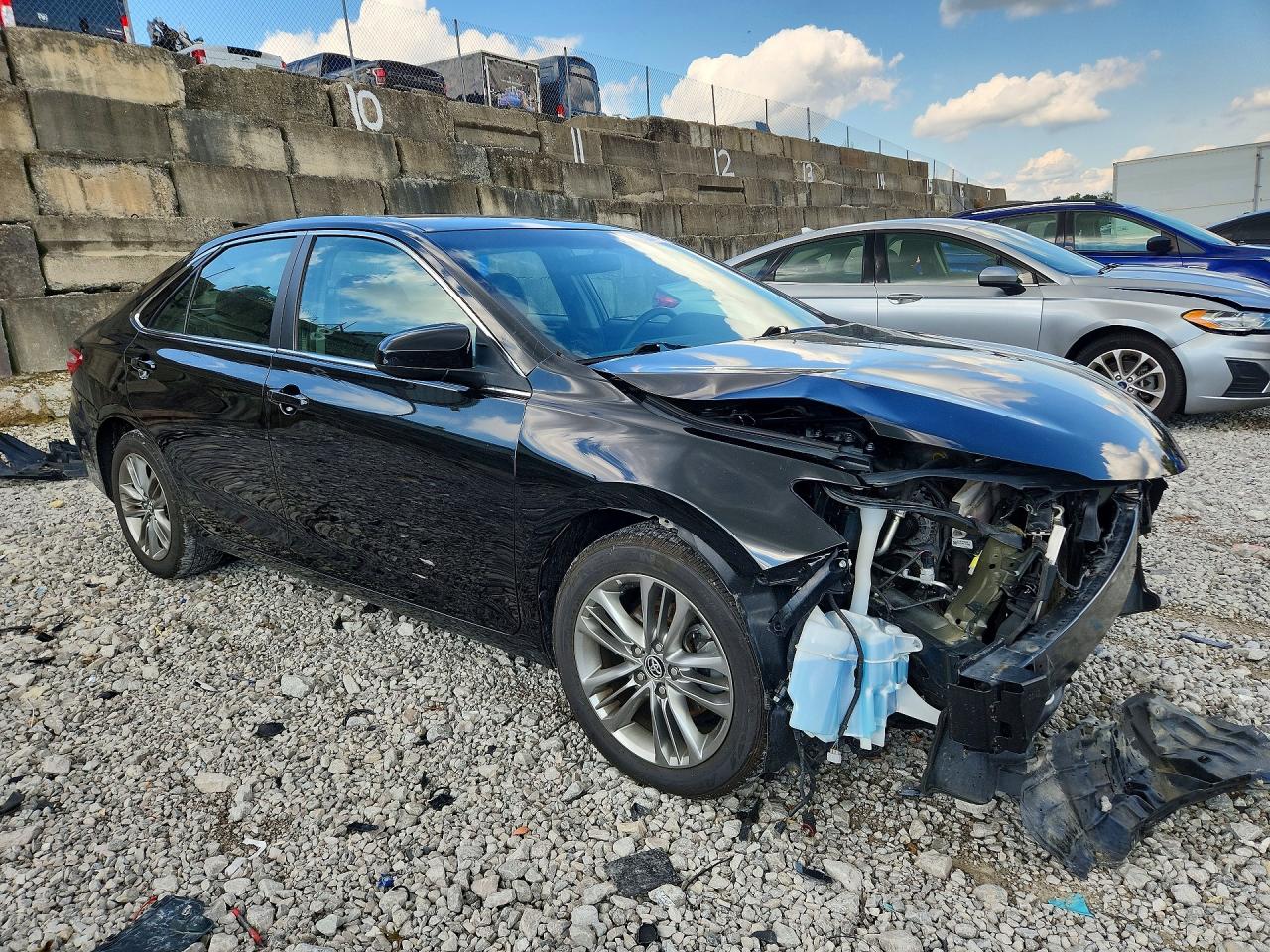 2015 TOYOTA CAMRY SE — снимка 4