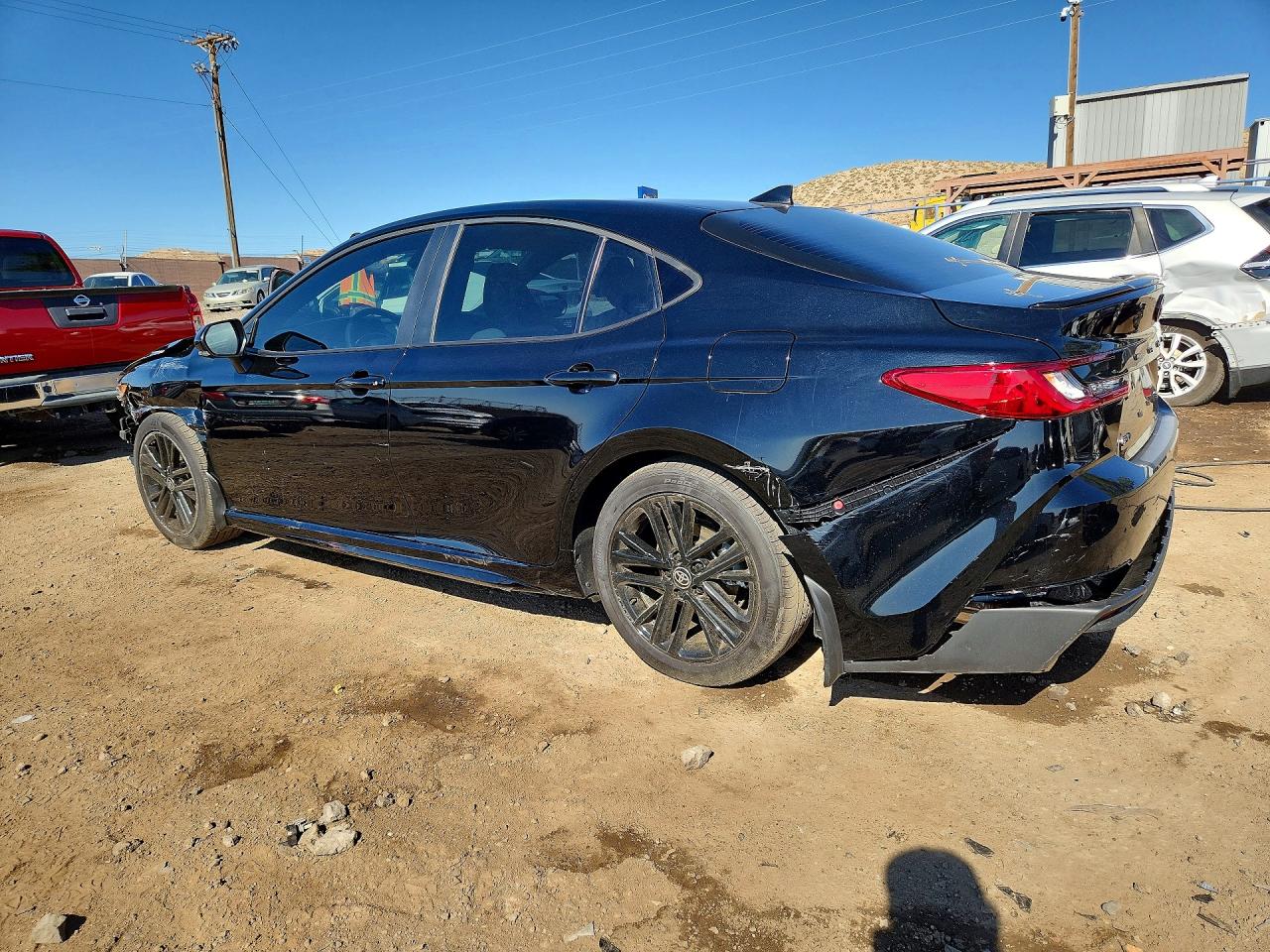 2026 TOYOTA CAMRY SE — снимка 2