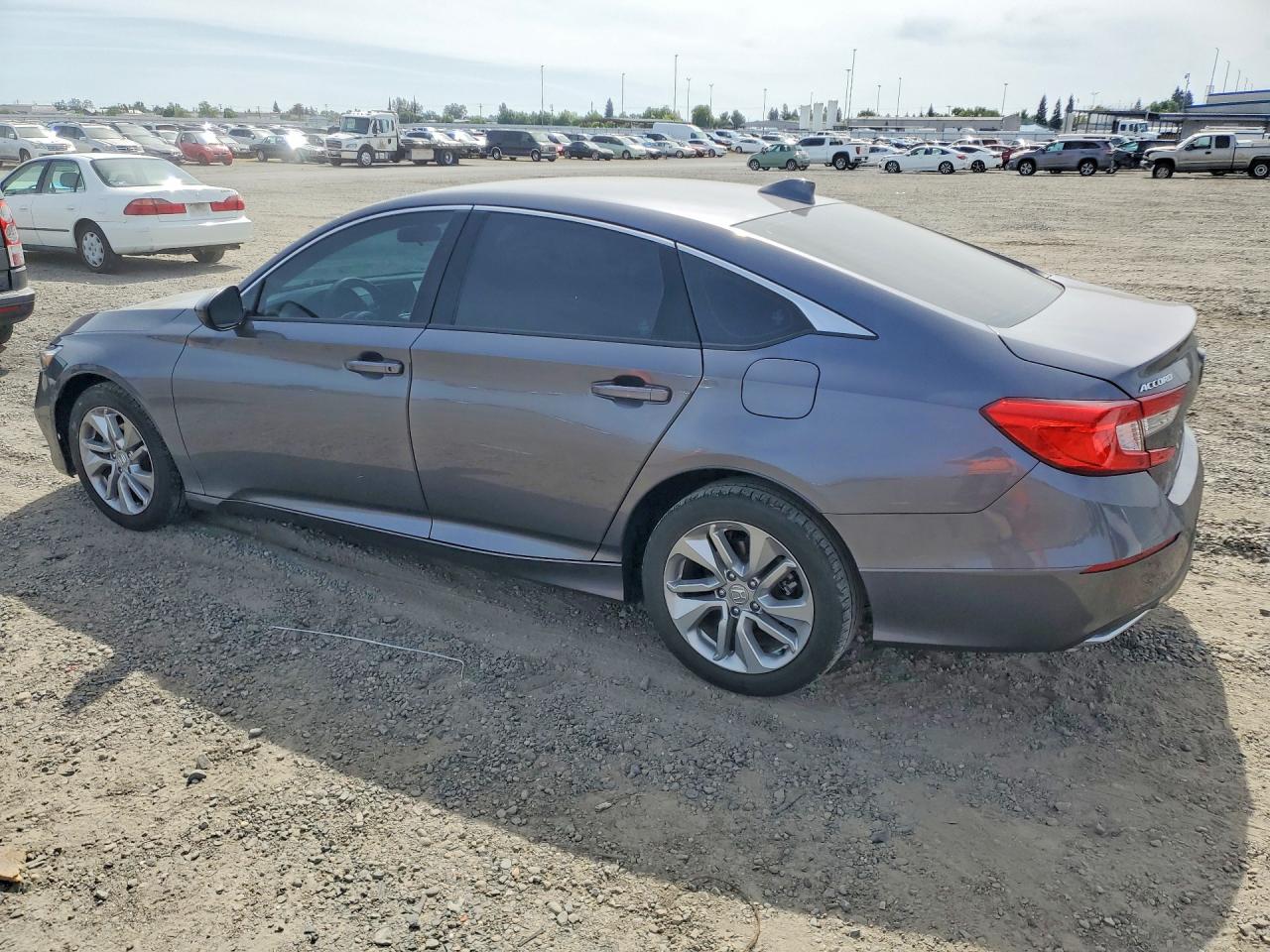 2020 HONDA ACCORD LX — снимка 2