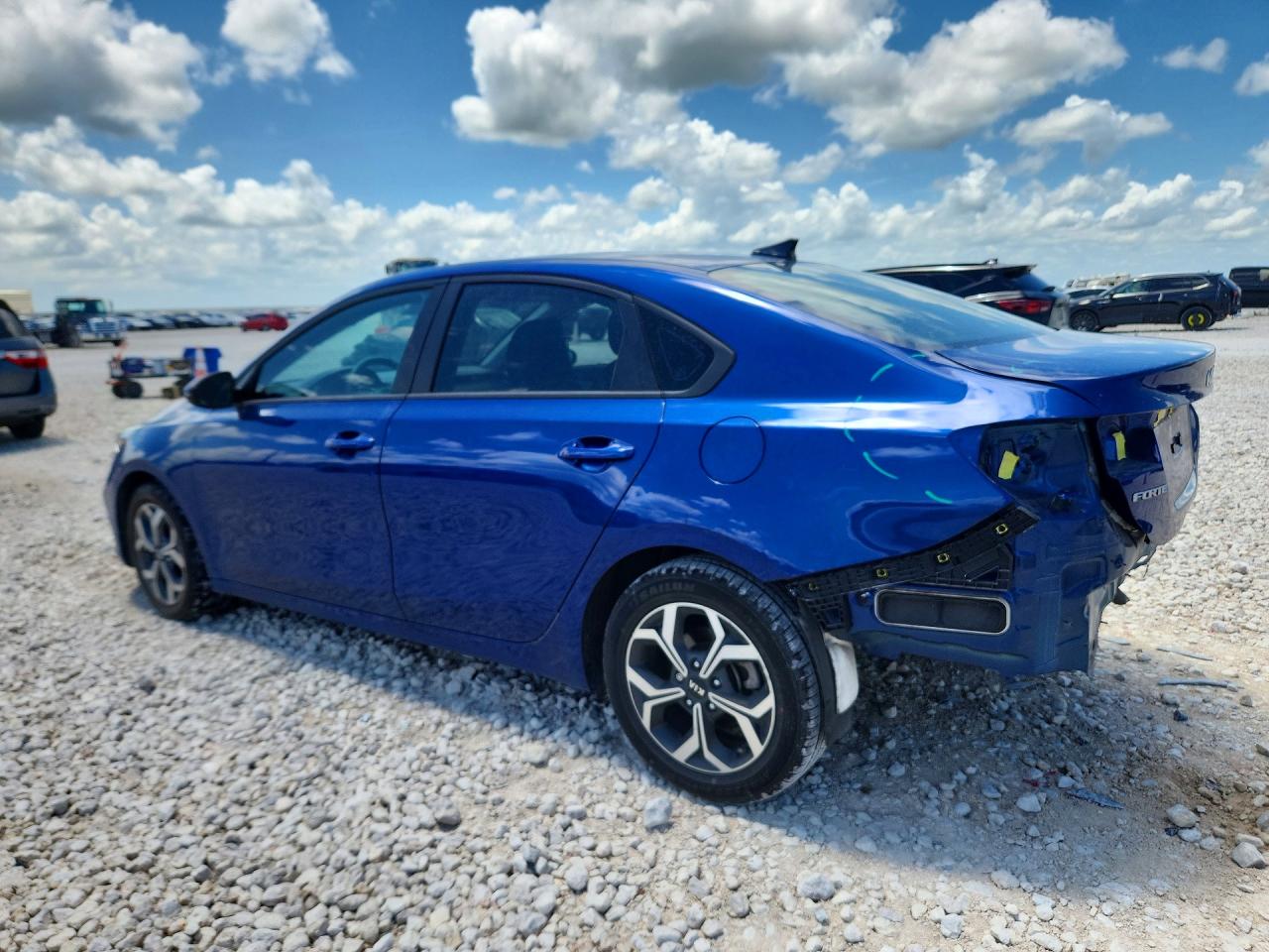 2024 KIA FORTE LXS — снимка 2