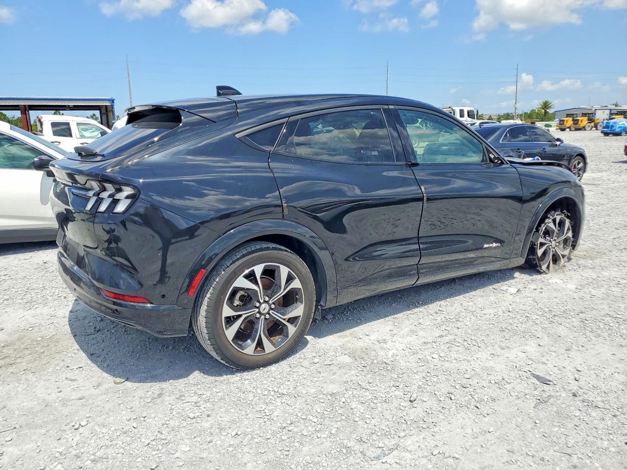 2023 FORD MUSTANG MACH-E PREMIUM — снимка 3