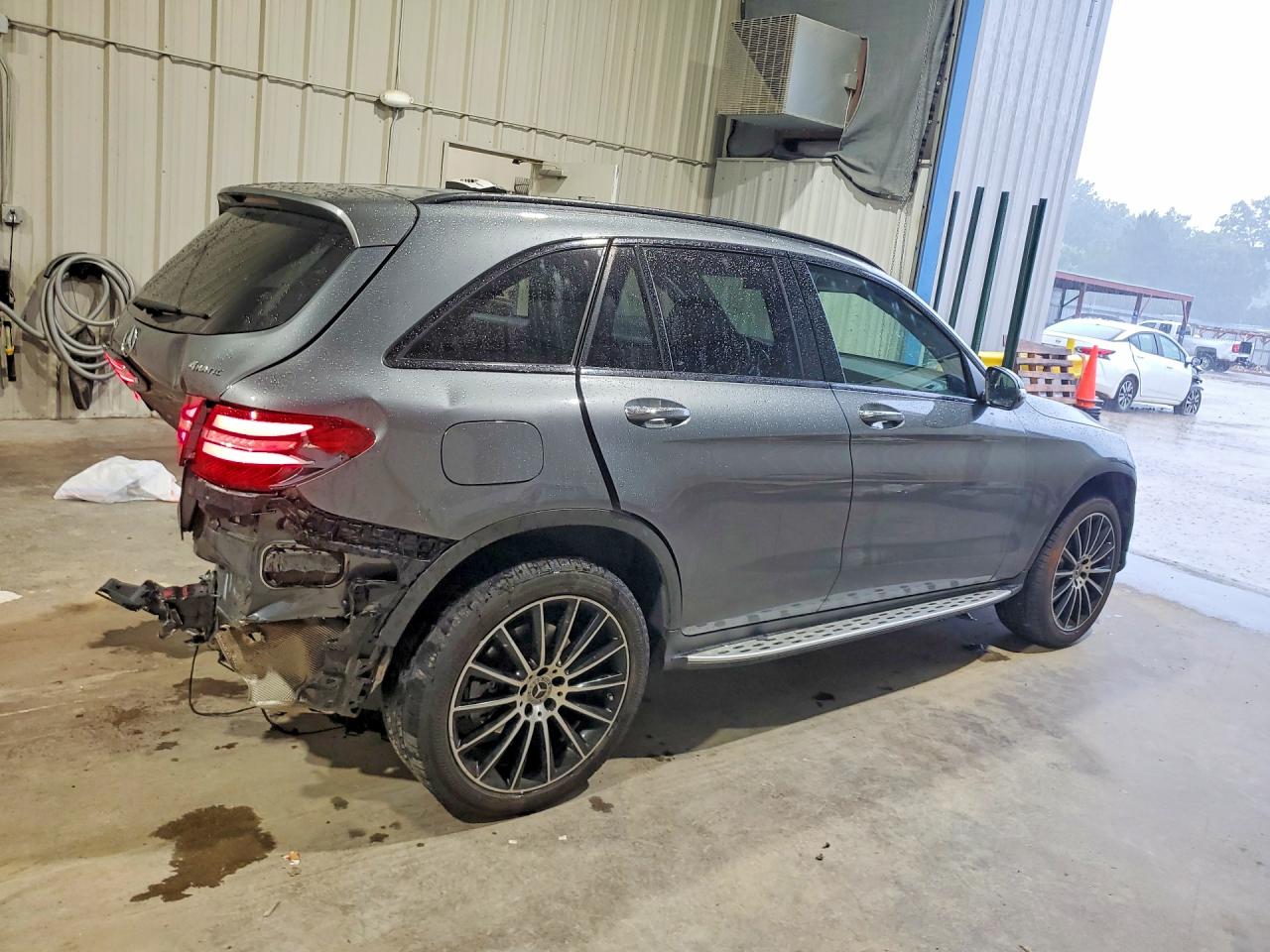 2019 MERCEDES-BENZ GLC 300 4MATIC — снимка 3