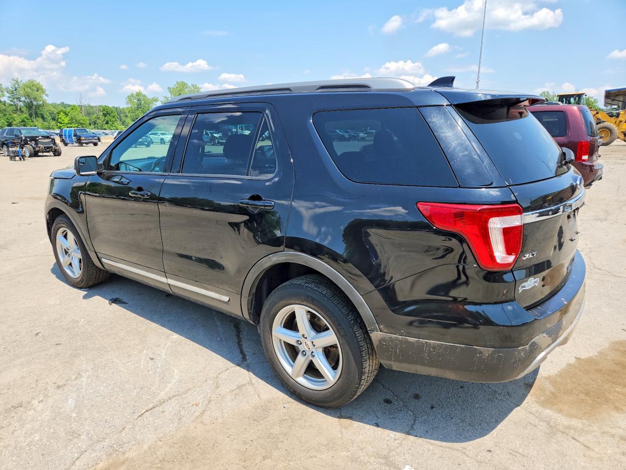2016 FORD EXPLORER XLT — снимка 2