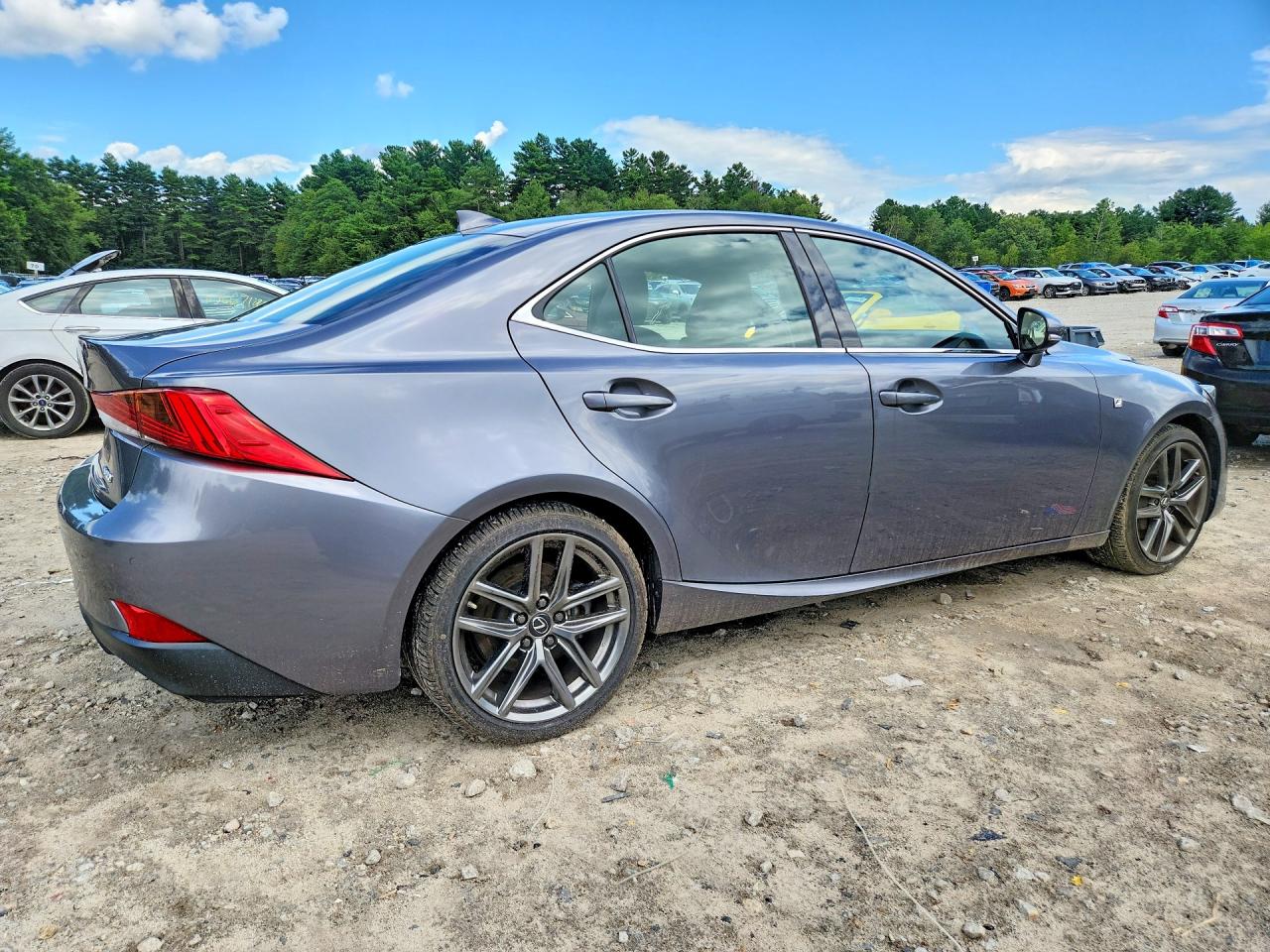 2019 LEXUS IS 300 — снимка 3