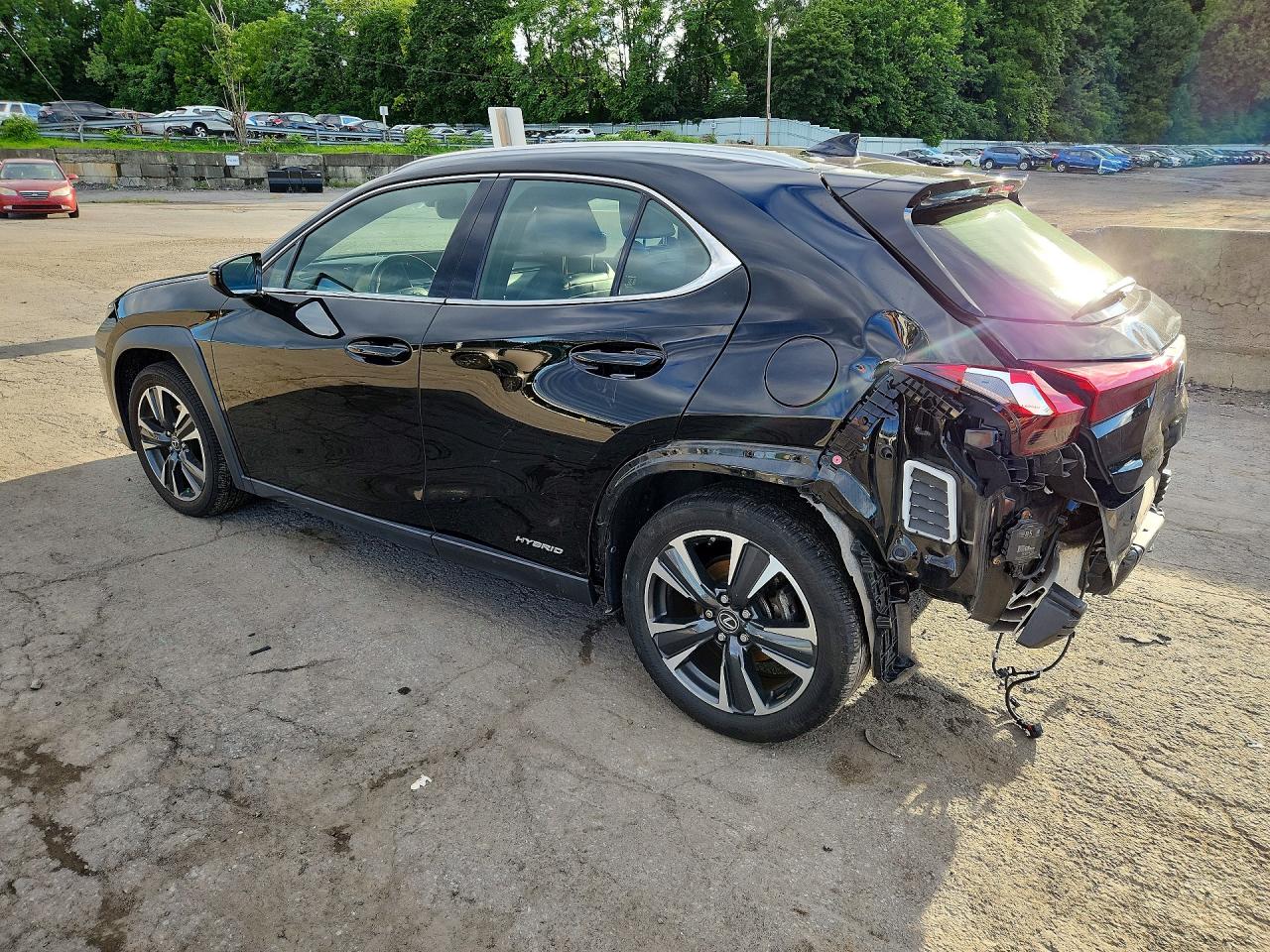 2021 LEXUS UX 250H — снимка 2