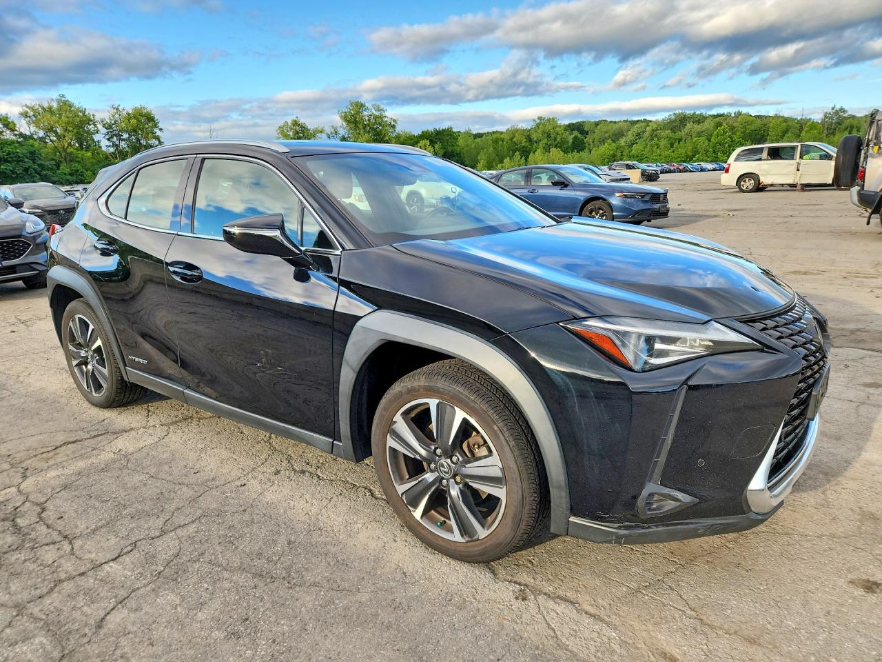 2021 LEXUS UX 250H — снимка 4