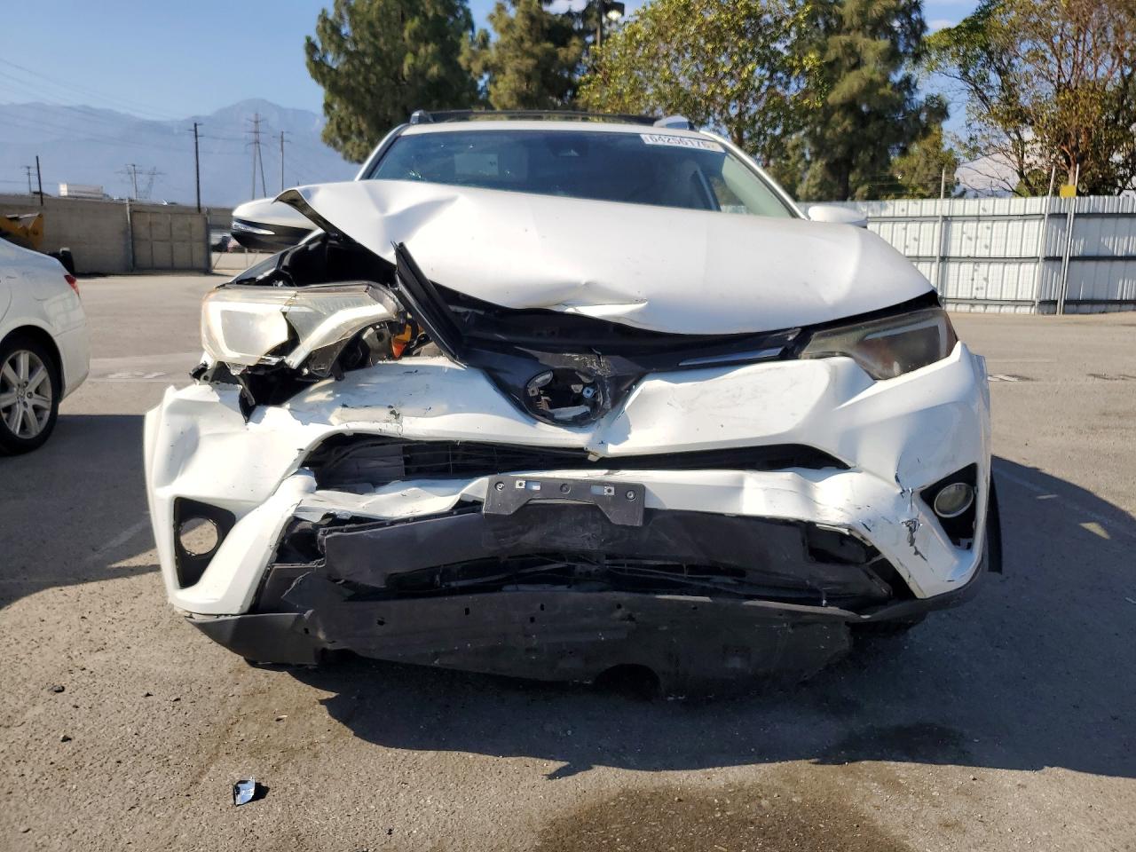 2018 TOYOTA RAV4 XLE — снимка 5