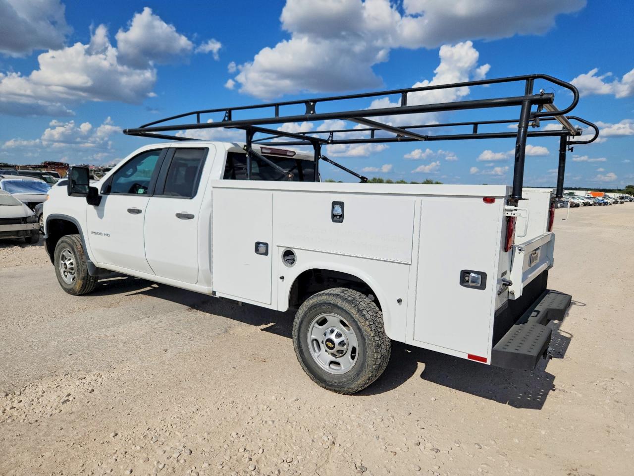 2020 CHEVROLET SILVERADO C2500 HEAVY DUTY — снимка 2