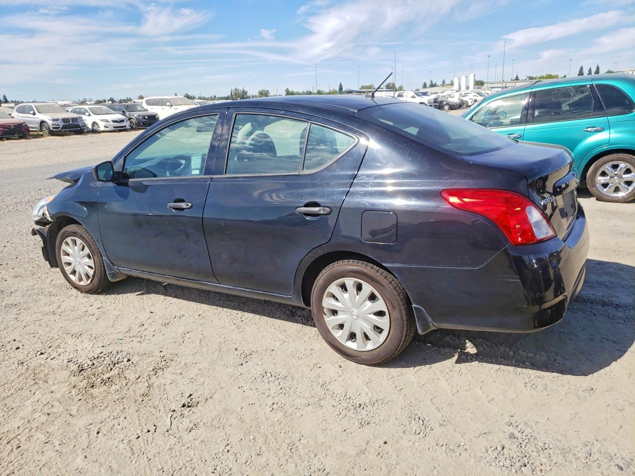 2016 NISSAN VERSA 1.6 S — снимка 2