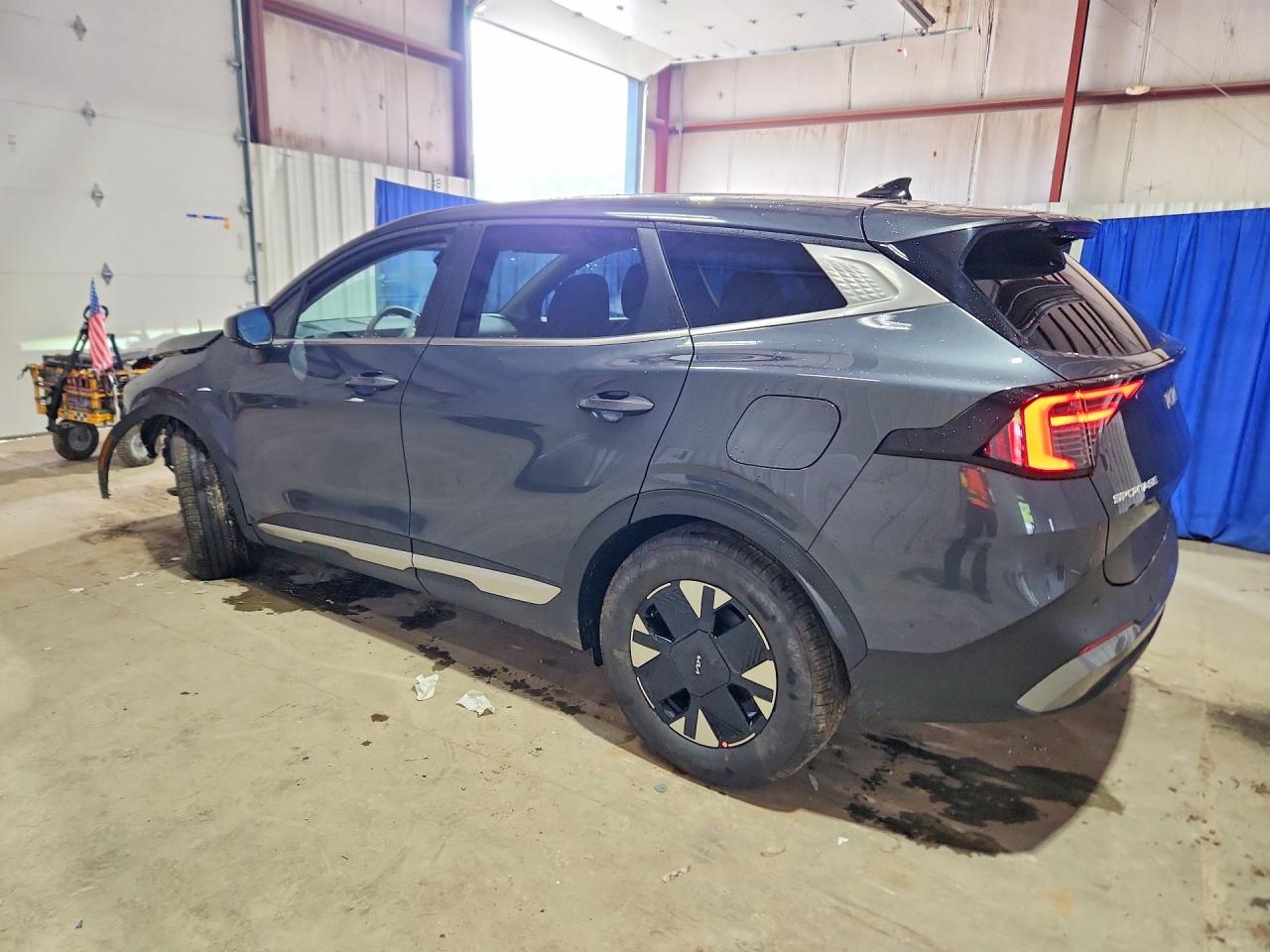 2027 KIA SPORTAGE HYBRID LX — снимка 2