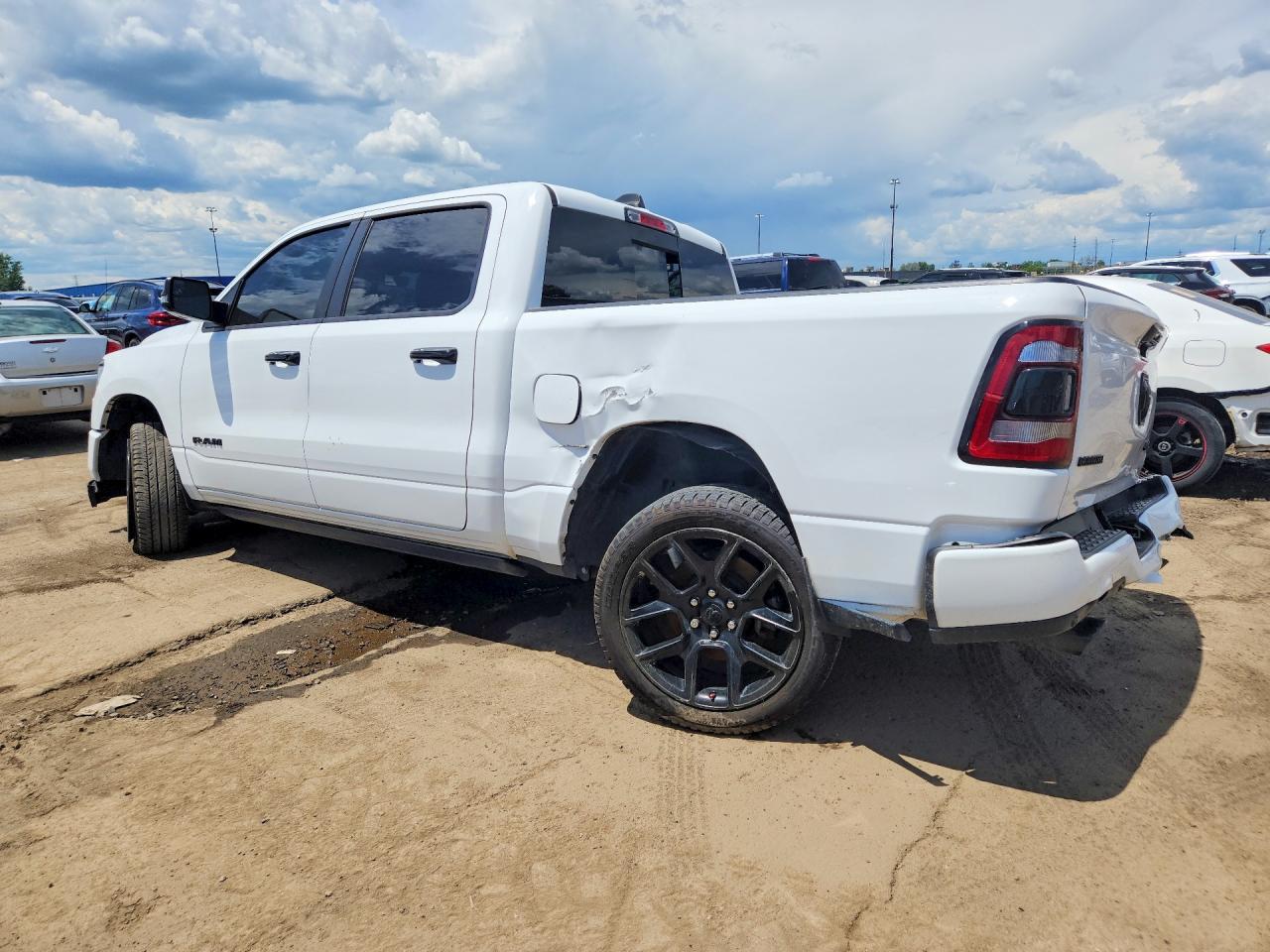 2023 RAM 1500 LARAMIE — снимка 2