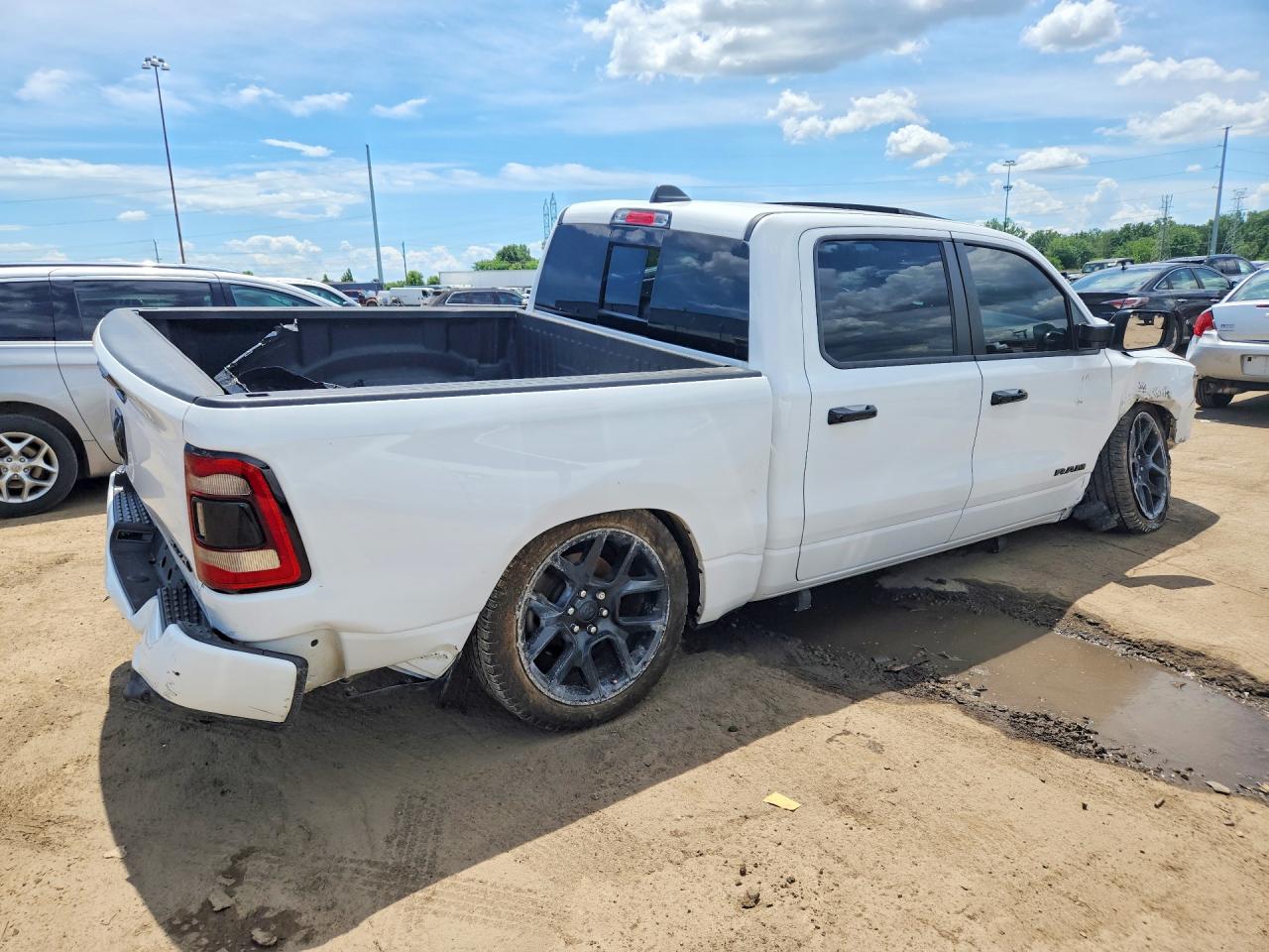 2023 RAM 1500 LARAMIE — снимка 3