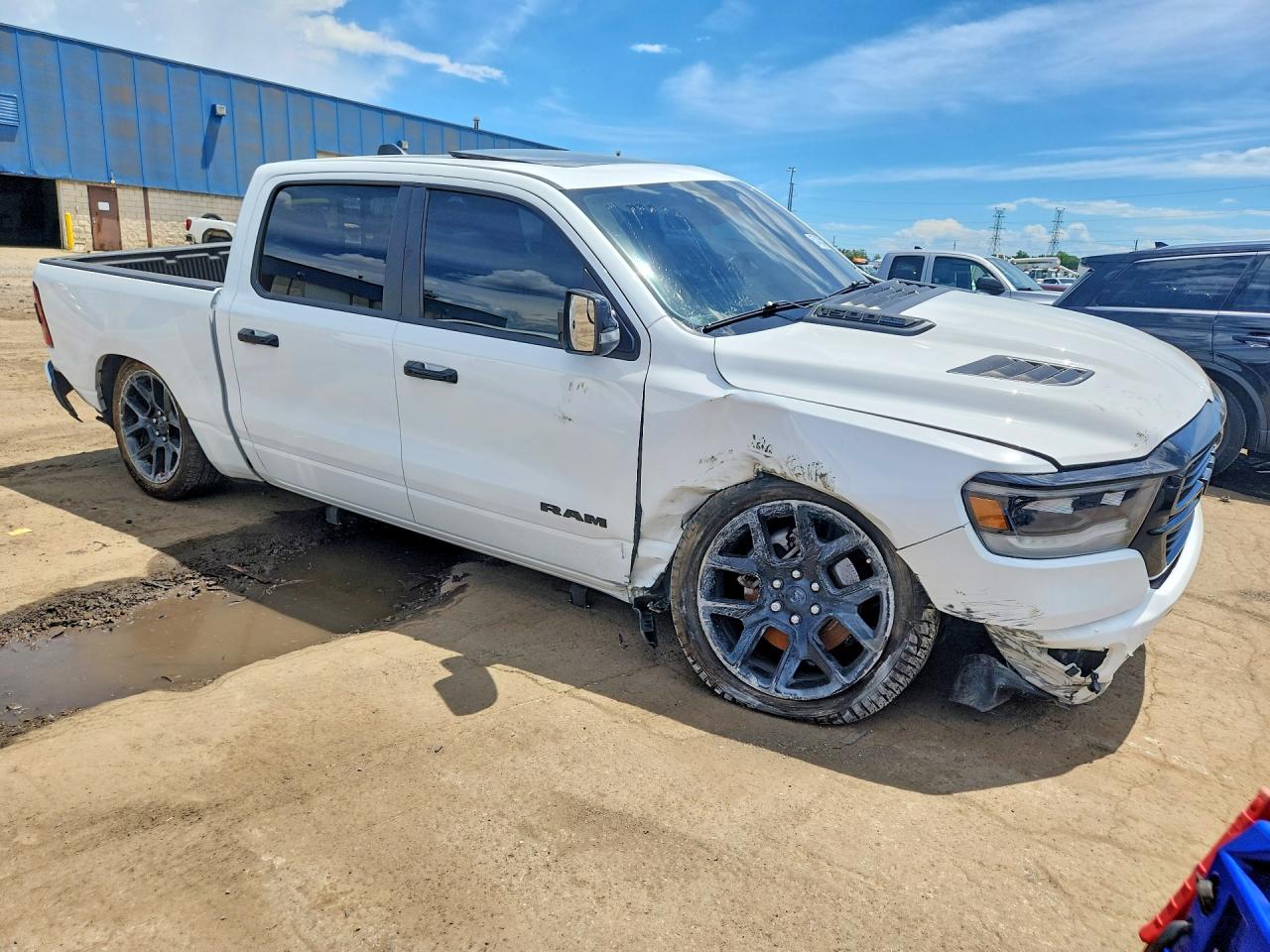 2023 RAM 1500 LARAMIE — снимка 4