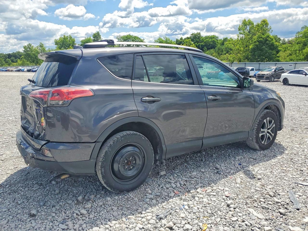 2017 TOYOTA RAV4 LE — снимка 3