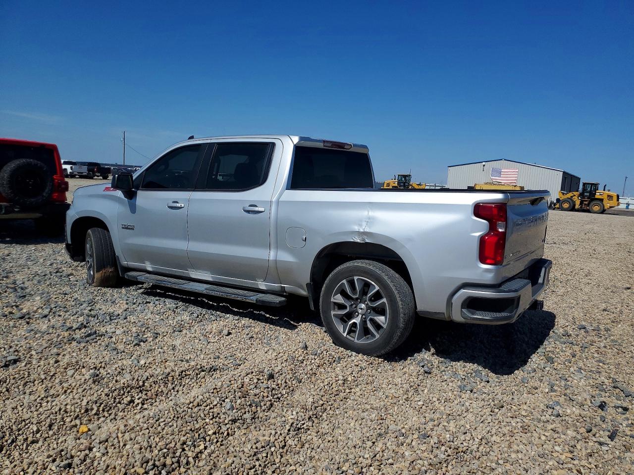2021 CHEVROLET SILVERADO K1500 RST — снимка 2
